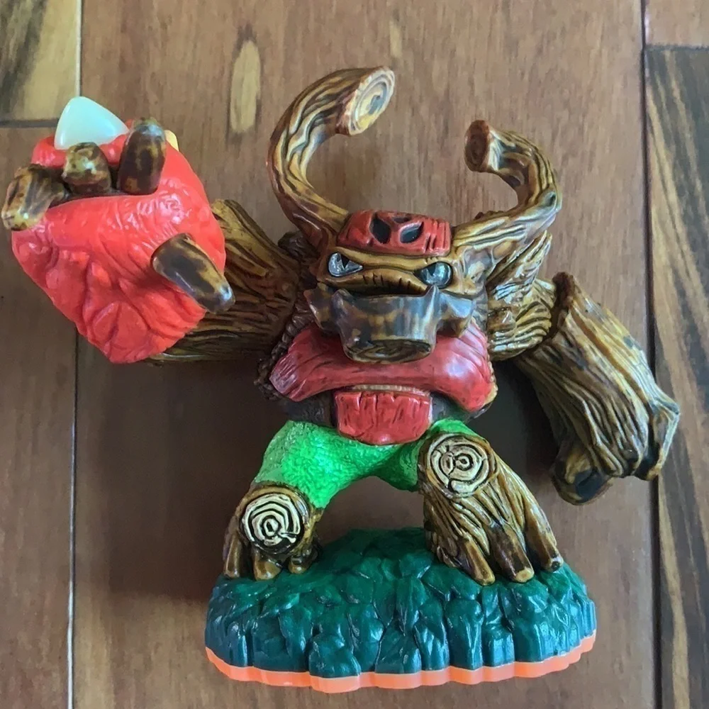 Skylanders figures lot